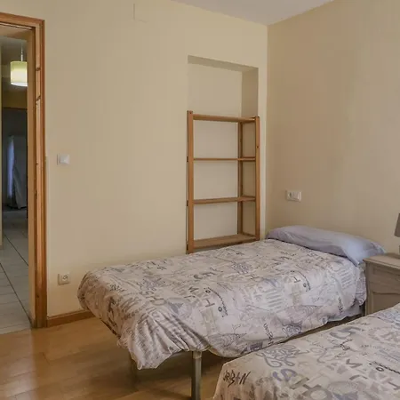 Appartement Con Chimenea En *