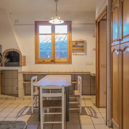 Con Chimenea En Apartament *